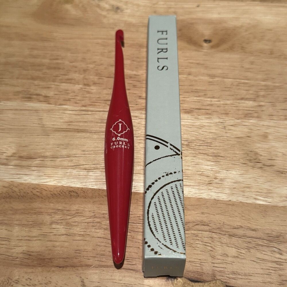 Furls Streamline Swirl Crochet Hook Resin Cherry Size J 6.0mm